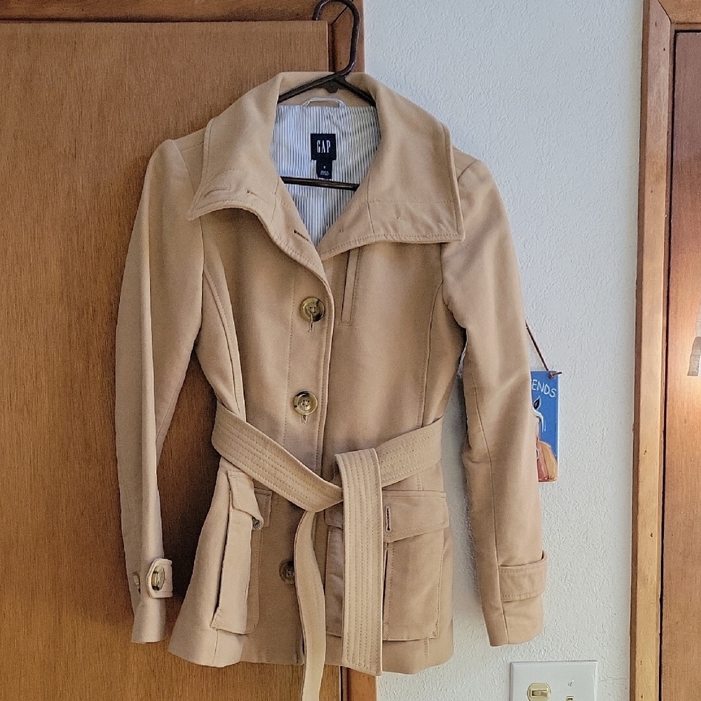 GAP Women's Camel Belted Trench Coat